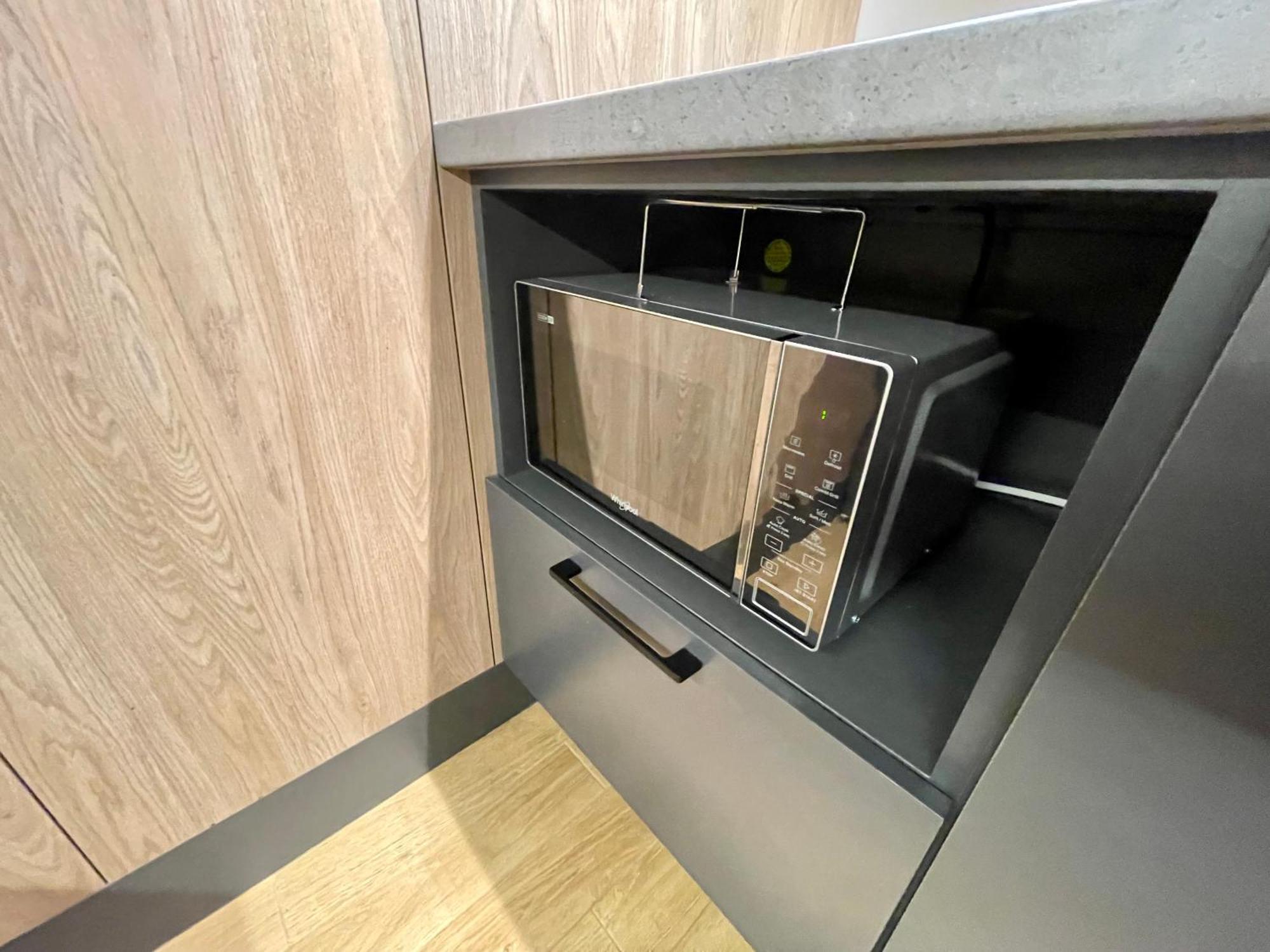 Time&House Pileckiego Przy Centrum Onkologi I Klinice Novum Apartament Na Wylacznosc Pokoj,Sypialnia,Lozko, Lazienka,Kuchnia Leilighet Warszawa Eksteriør bilde