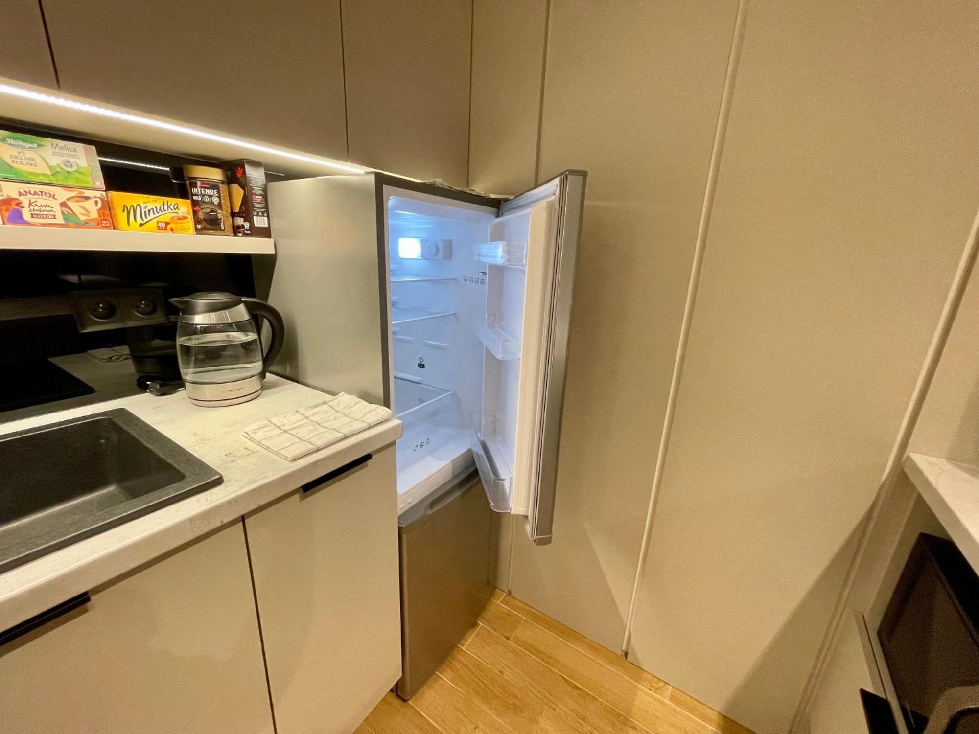 Time&House Pileckiego Przy Centrum Onkologi I Klinice Novum Apartament Na Wylacznosc Pokoj,Sypialnia,Lozko, Lazienka,Kuchnia Leilighet Warszawa Eksteriør bilde